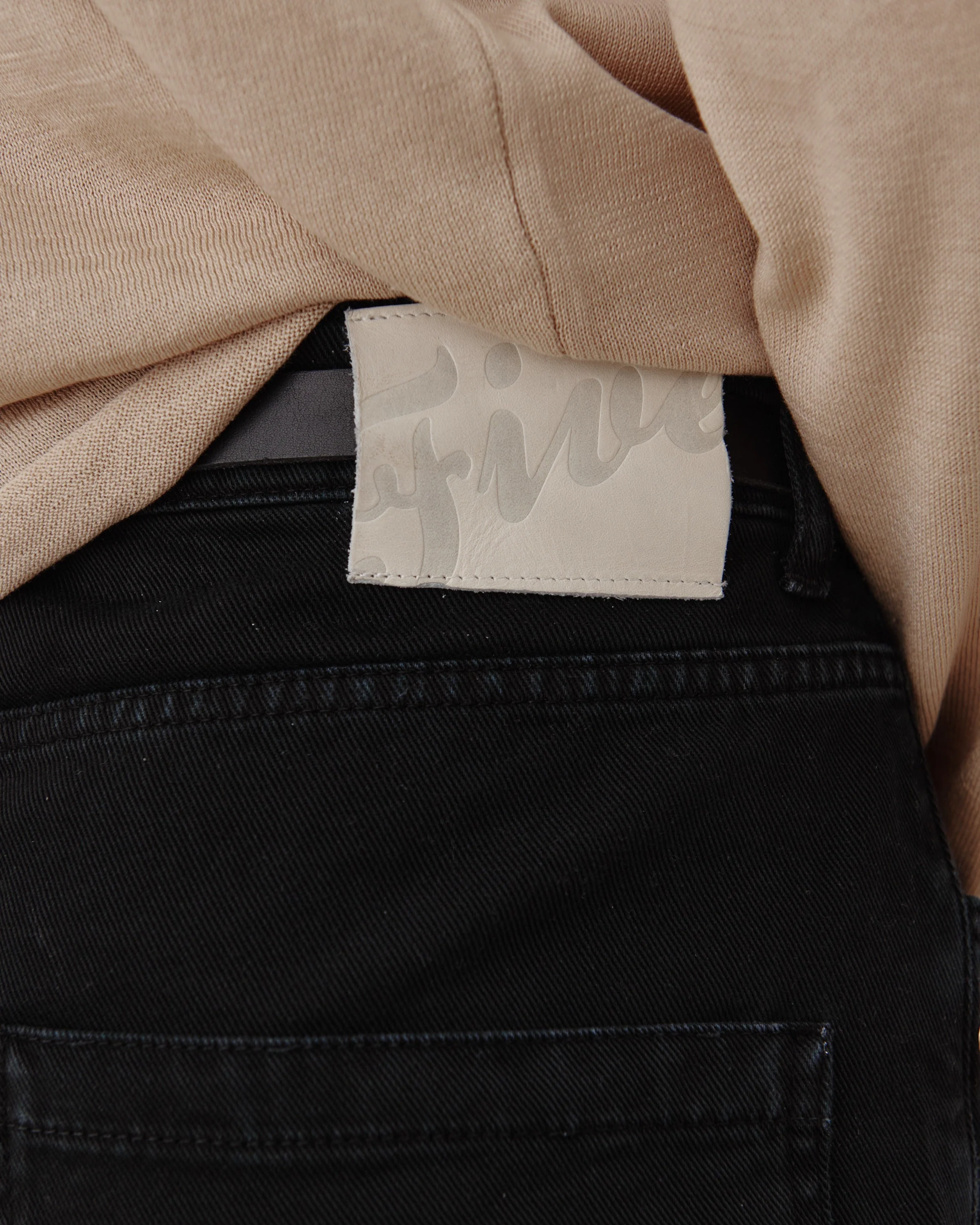 545 Denim 01 Distressed Regular - Image 6