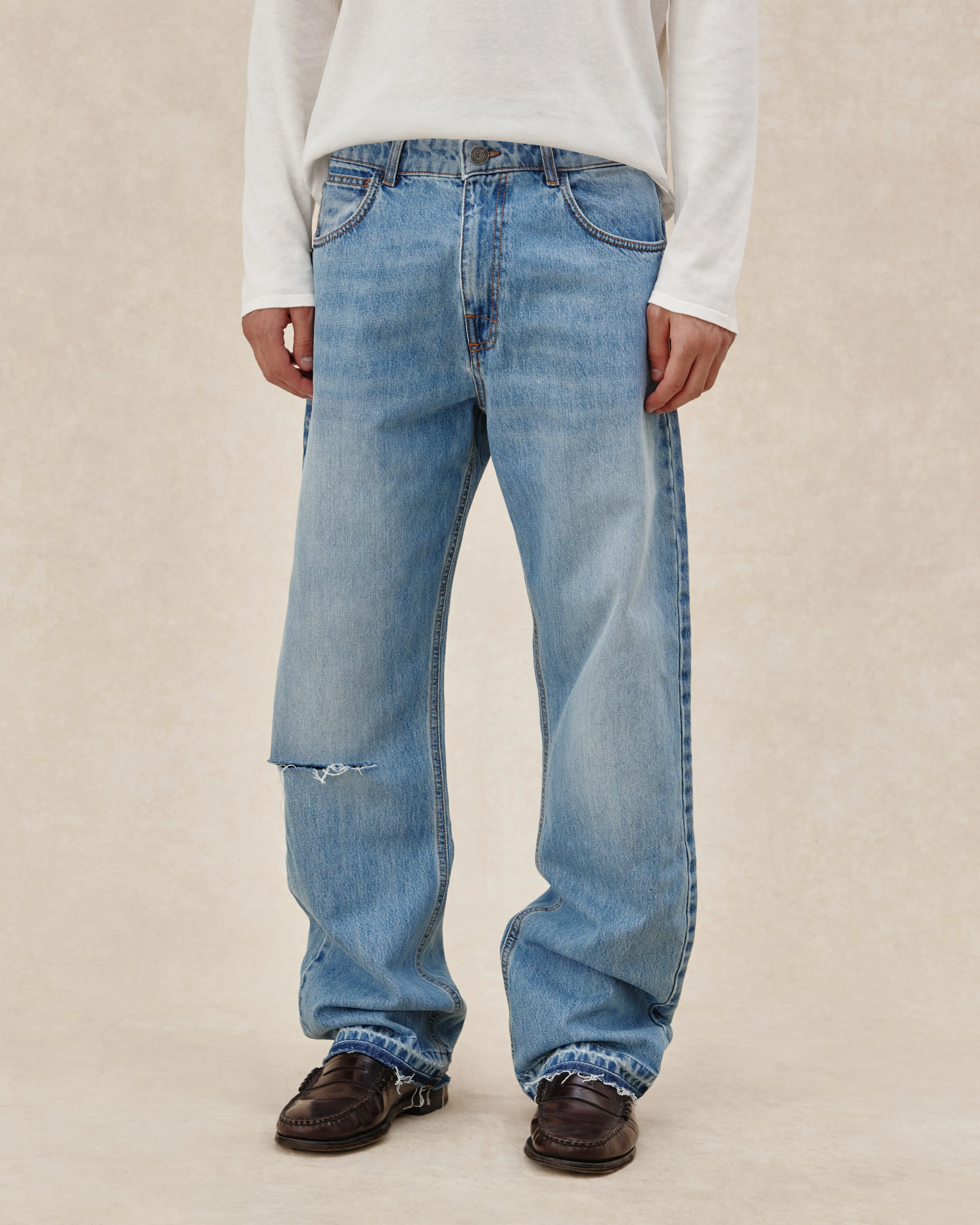 545 Denim 01 Distressed Regular - Image 4